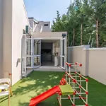 4 Bedroom Haven In Chelsea Village