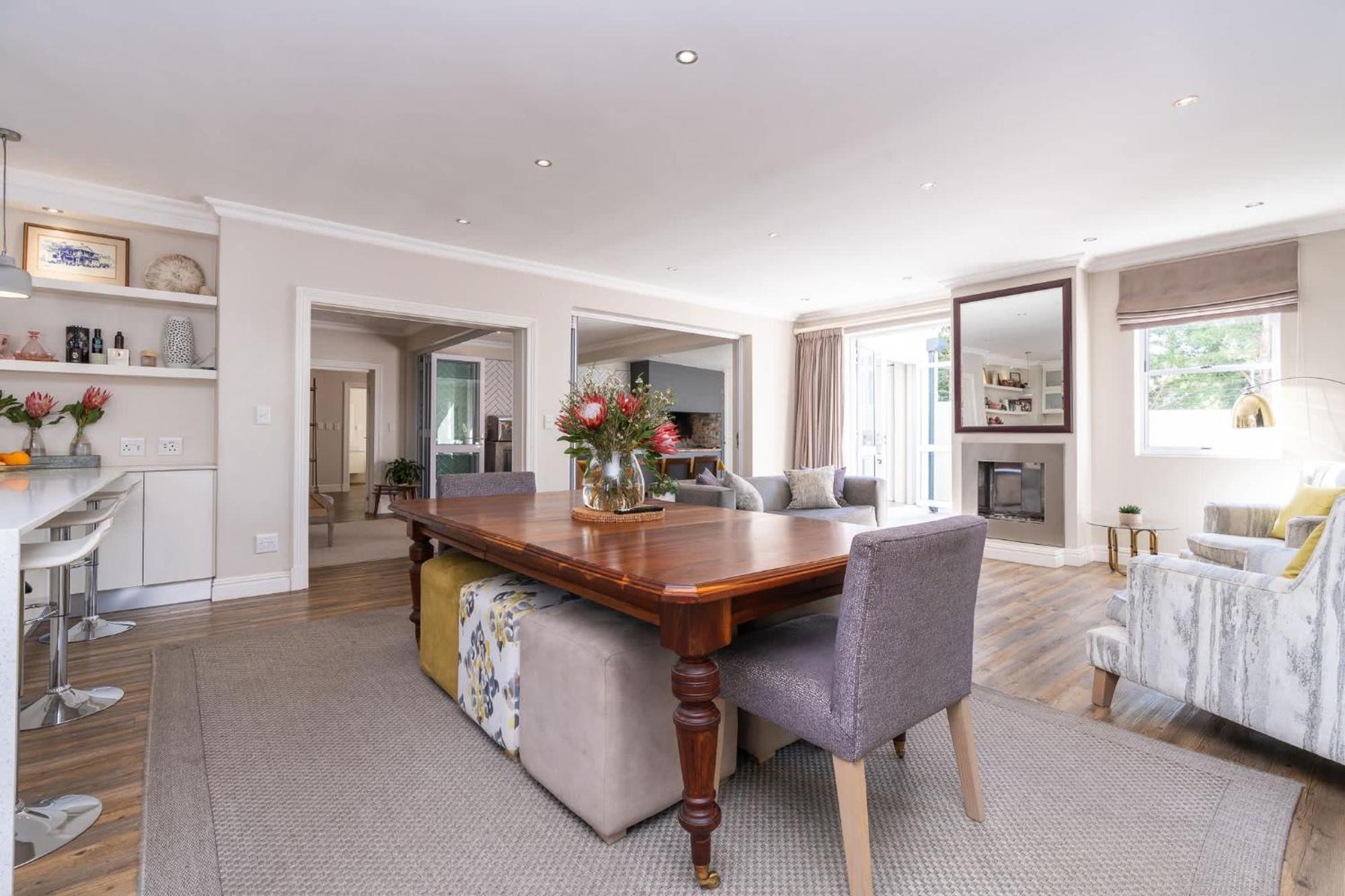 Holiday home 4 Bedroom Haven In Chelsea Village